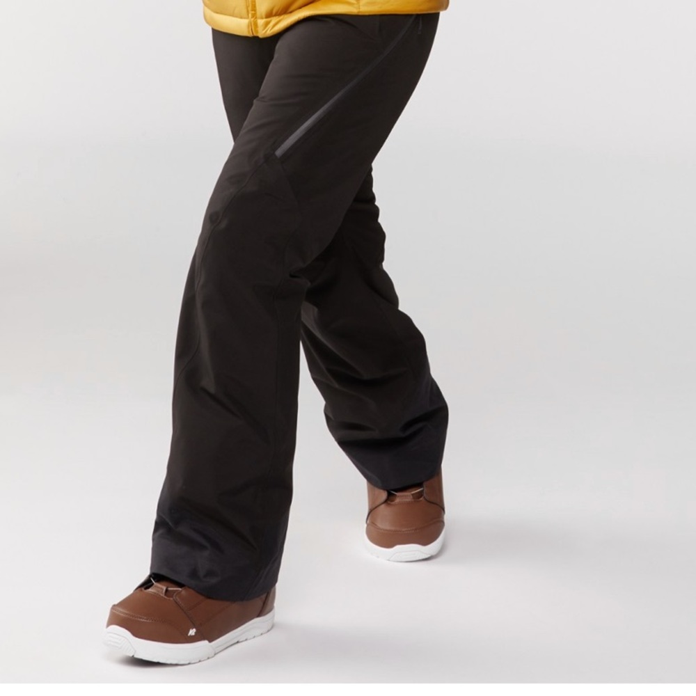 Patagonia Womens Navy Blue Goretex Ski Pants